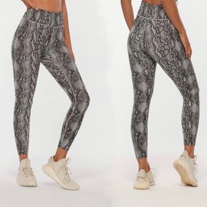 Lorna Jane Python Ankle Biter Leggings Snakeskin Print High Waist